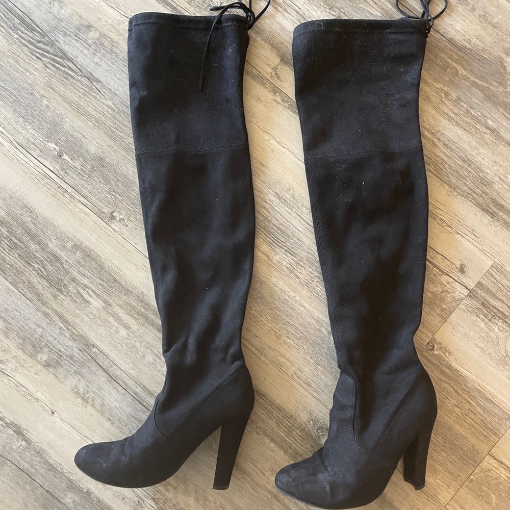 Steve Madden Gorgeous Black Suede Over the Knee Boots